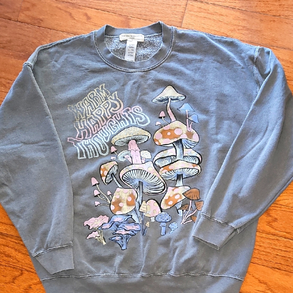 URBAN OUTFITTERS PROJECT T MUSHROOM SWEATSHIRT sz L